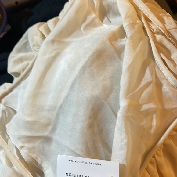 Ruffled cami - Picture 5 of 10